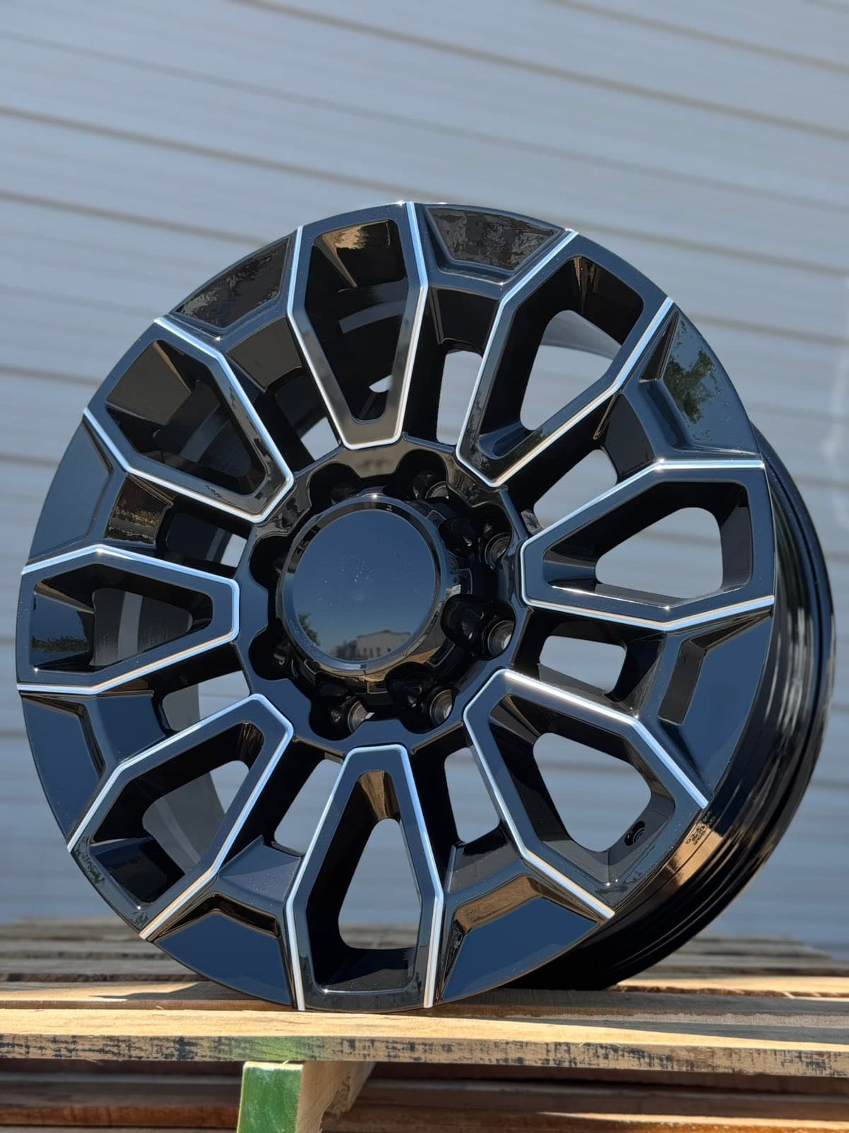 Pro Style 22x9 Style "1140" 8x180 Gloss Black Milled (+24mm)